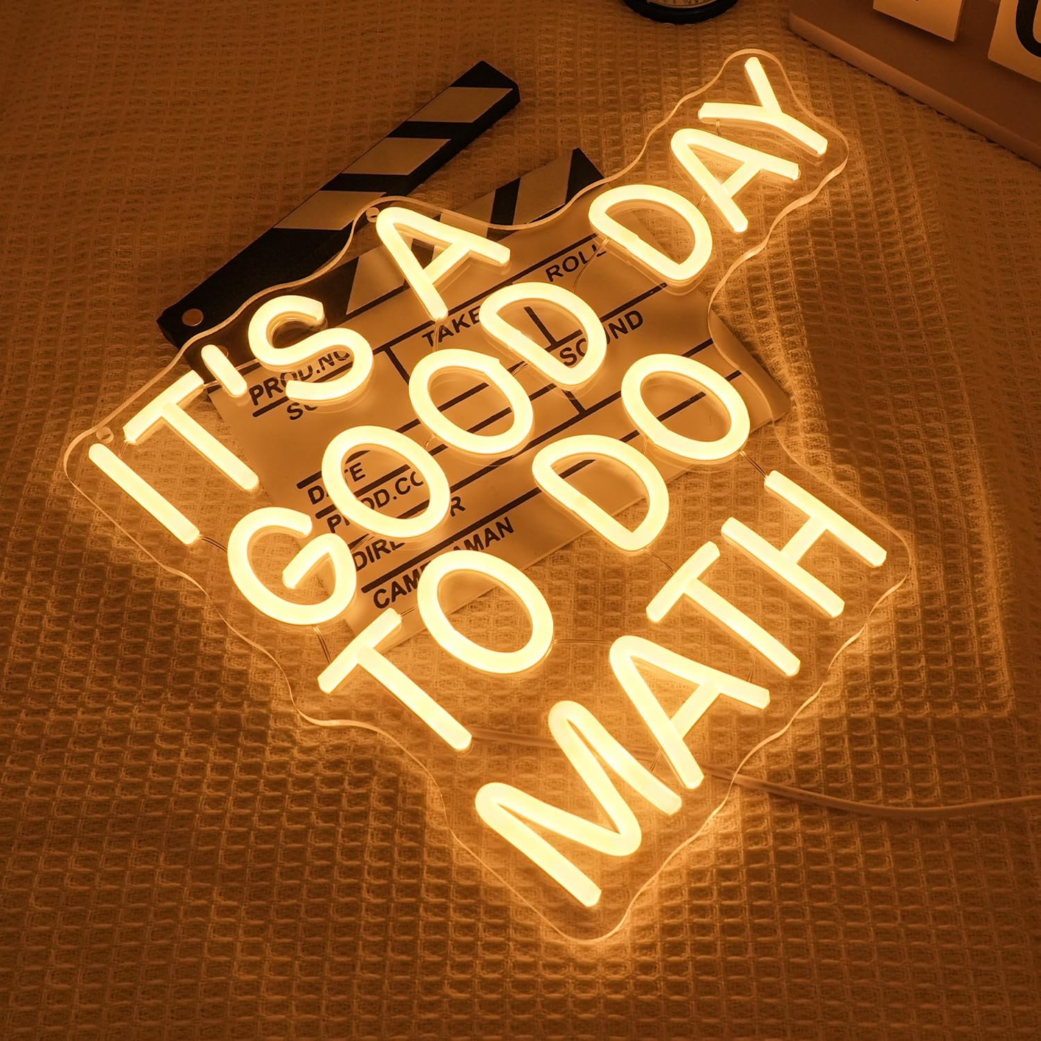 It's A Good Day To Do Math LED - đánh giá và giá Outdoor Lighting Quotes